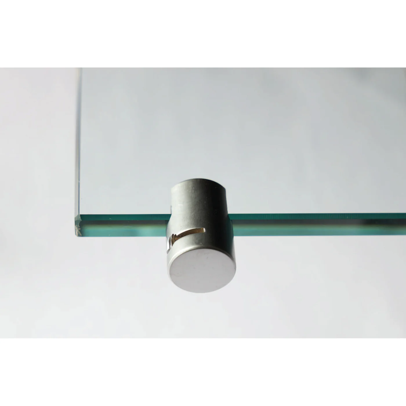 Float-Shelving-Unit-Light-Finish-3.webp