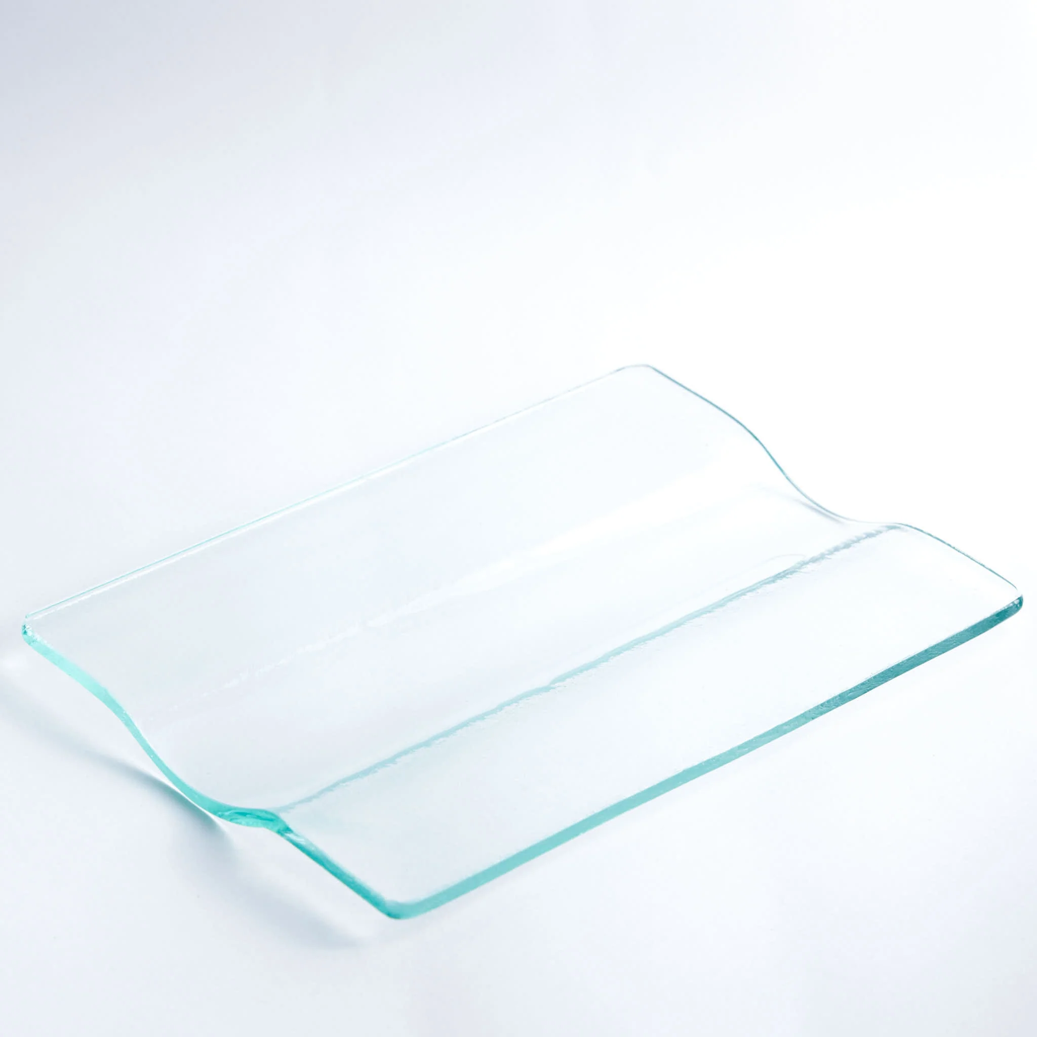 float-clear-glass-cradle-wine-rack-1.webp
